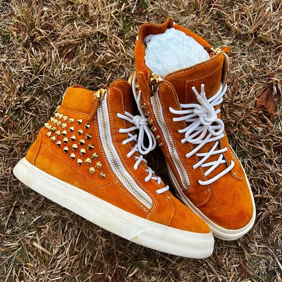 RARE Giuseppe Zanotti size 41 / 8 Mens US Orange suede high shoes